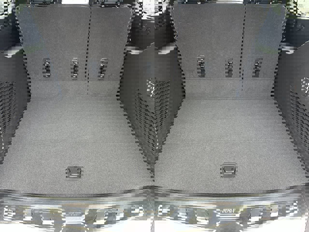 New 2026 Chevrolet Suburban RST w/ Comfort Package image 23