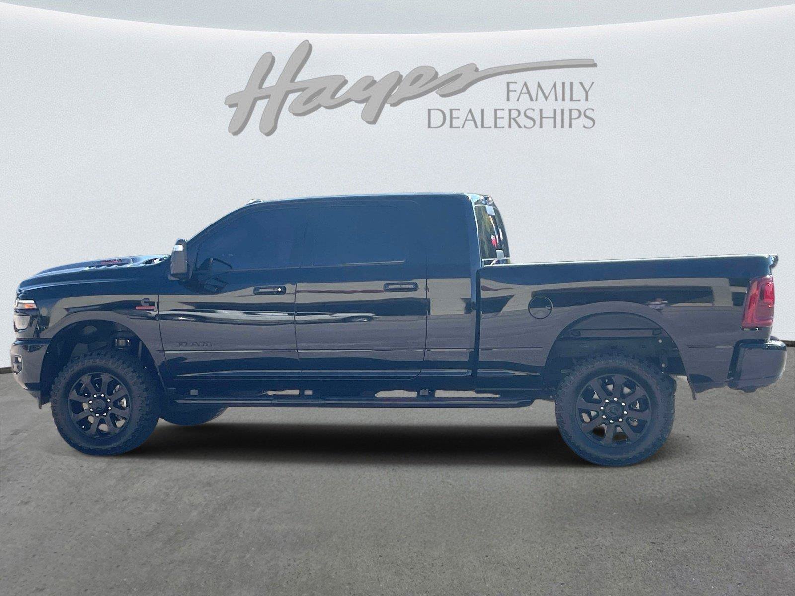 Used 2026 RAM 2500 Laramie w/ Night Edition AWD/4WD image 6