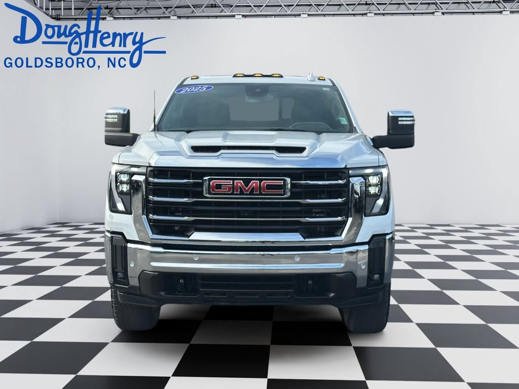 Used 2025 GMC Sierra 2500 SLT w/ SLT Premium Package AWD/4WD image 8