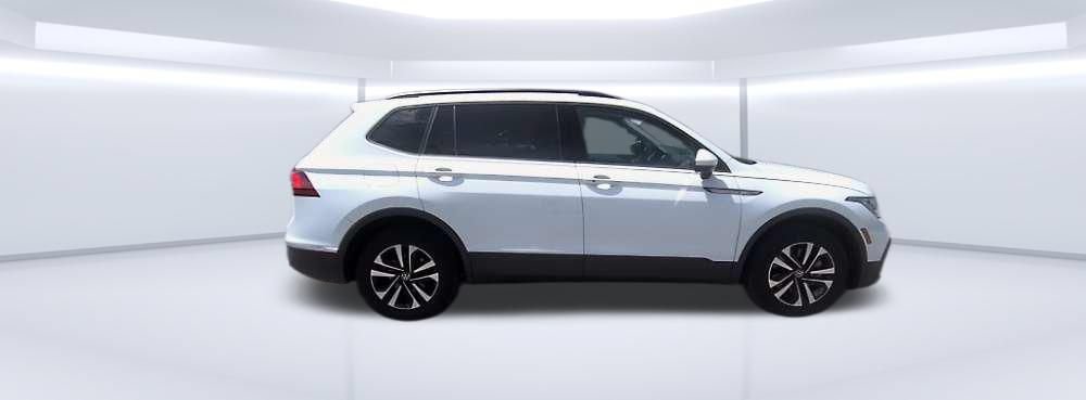 Used 2023 Volkswagen Tiguan S FWD image 34