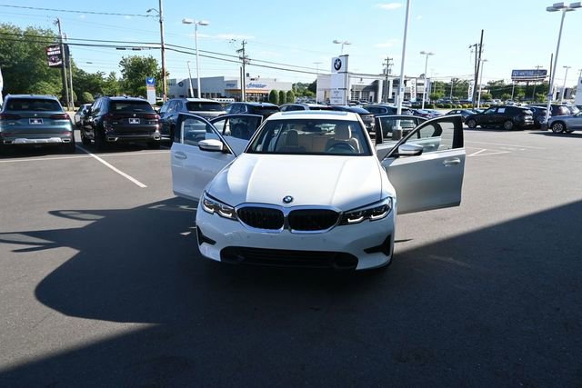 Used 2019 BMW 330i xDrive Sedan w/ Convenience Package AWD/4WD image 38