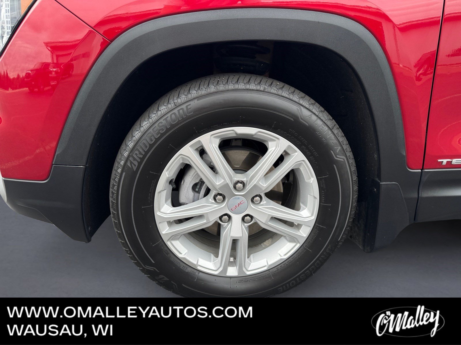 Used 2024 GMC Terrain SLE w/ Driver Convenience Package AWD/4WD image 9