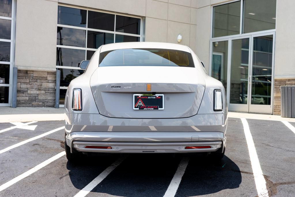 Used 2024 Rolls-Royce Spectre w/ Spectre Launch Package AWD/4WD image 17