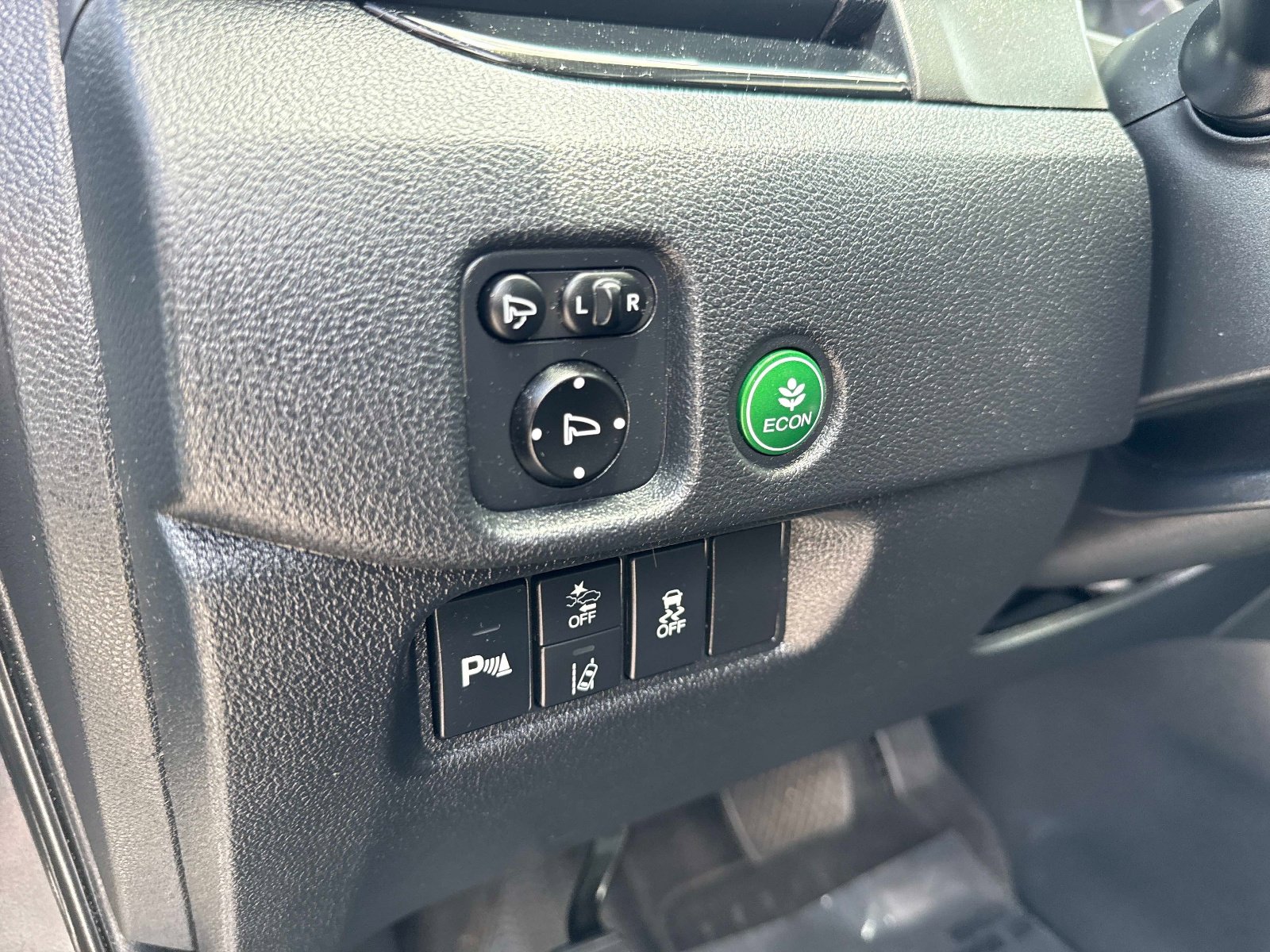 Used 2020 Honda Pilot Elite image 22