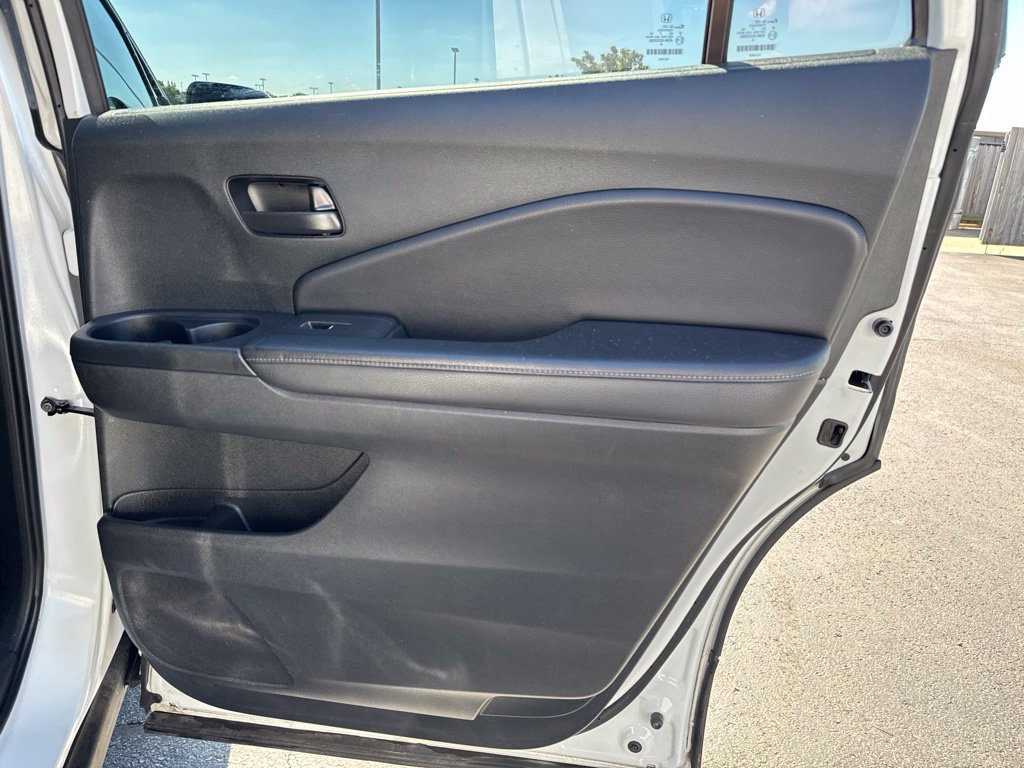 Used 2023 Honda Passport EX-L image 37