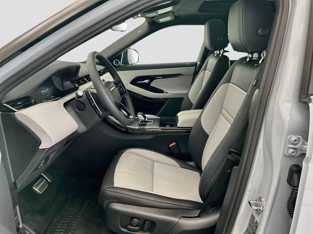 New 2026 Land Rover Range Rover Evoque Hoxton AWD/4WD image 18
