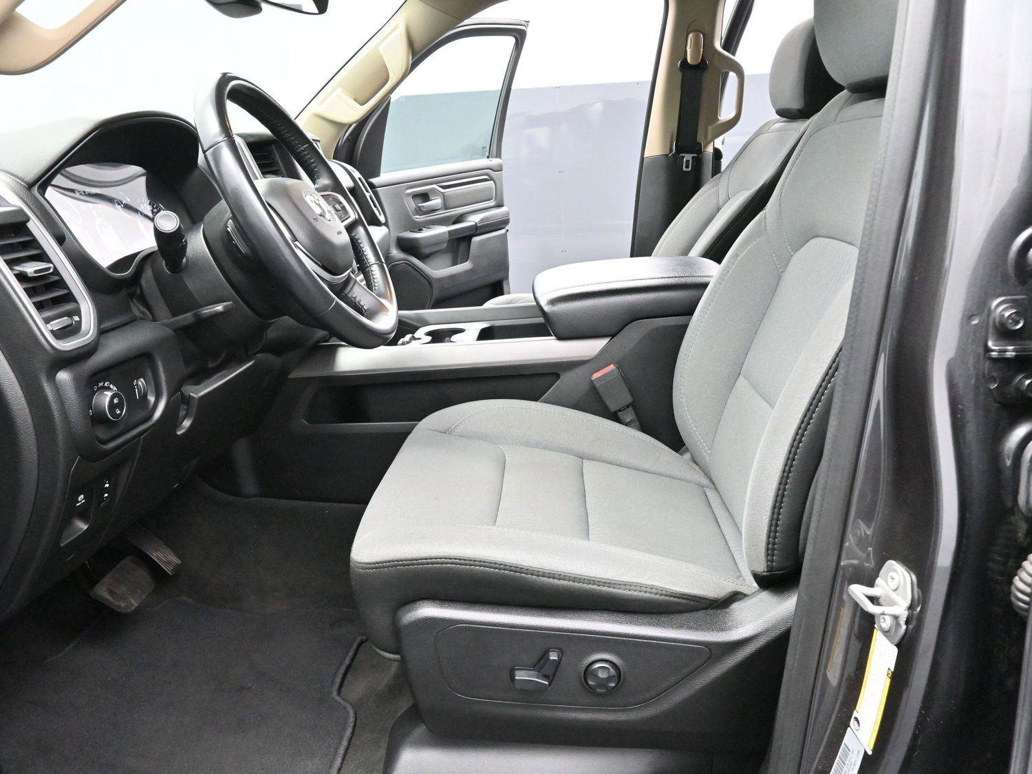 Used 2020 RAM 1500 Big Horn image 12