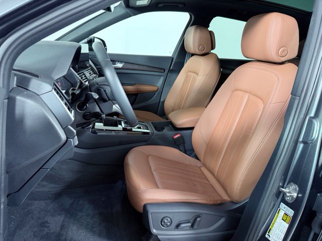 Certified 2023 Audi Q5 2.0T Premium w/ Convenience Package AWD/4WD image 19