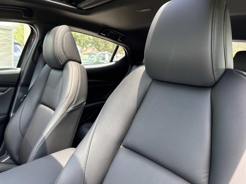 New 2026 MAZDA MAZDA3 s FWD image 23