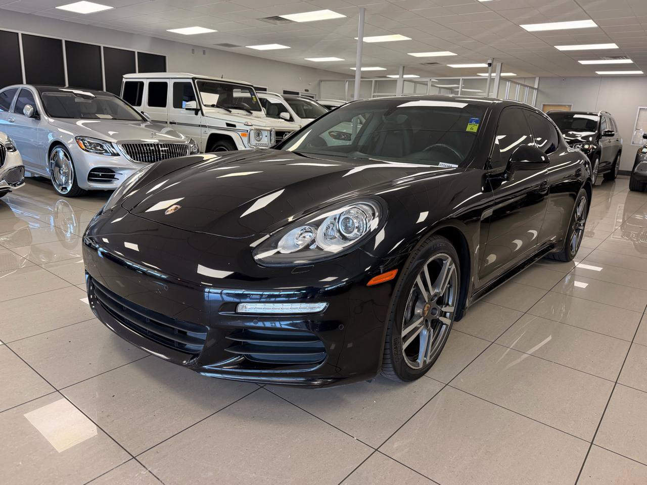Used 2016 Porsche Panamera 4 AWD/4WD image 8