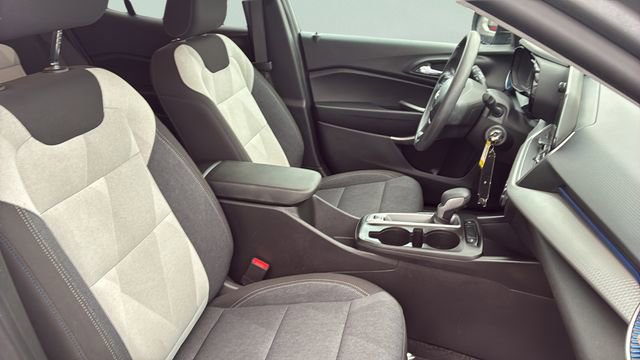 Certified 2024 Chevrolet Trax LS w/ Driver Confidence Package image 21