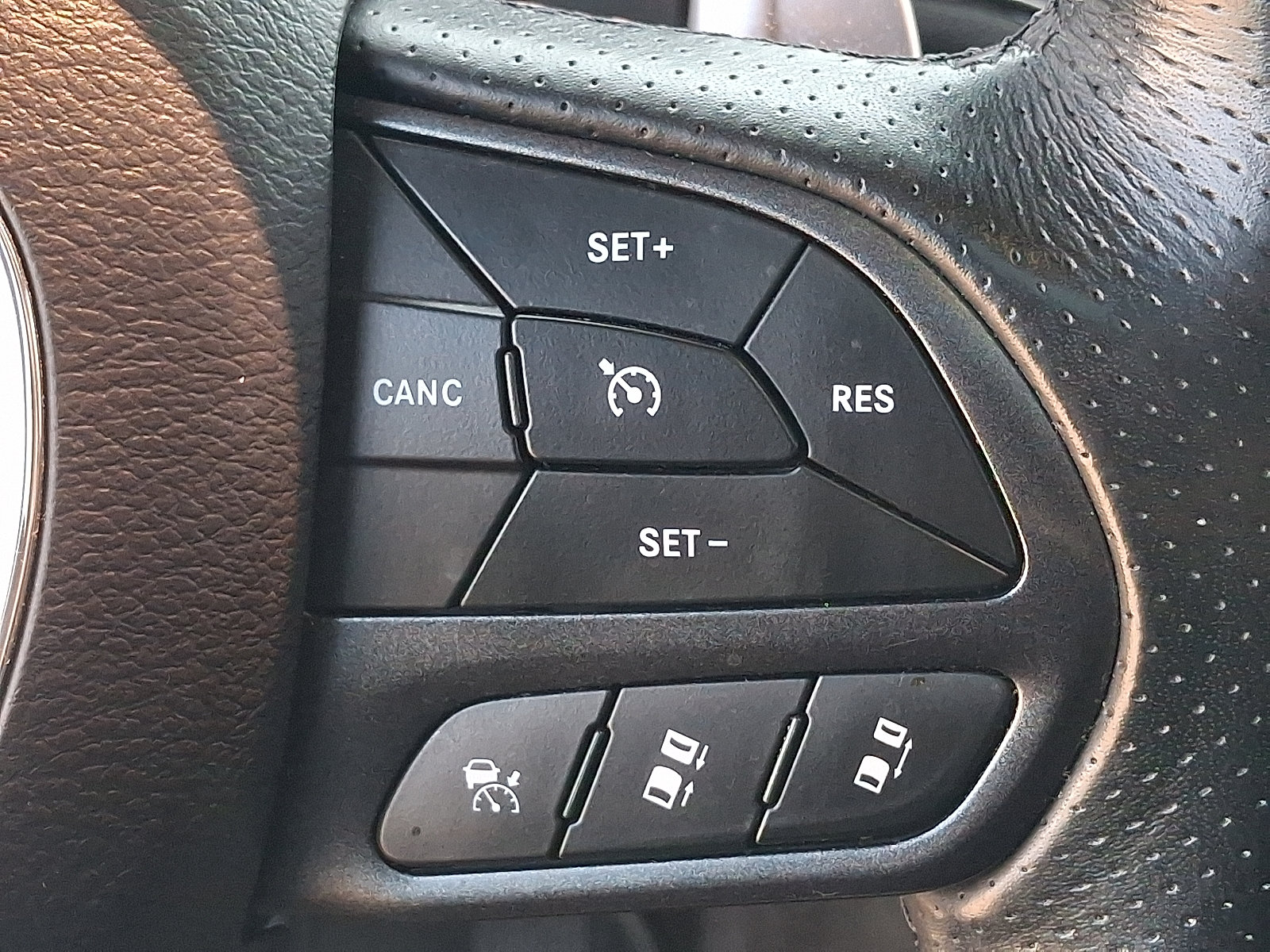 Used 2022 Dodge Durango GT AWD/4WD image 24
