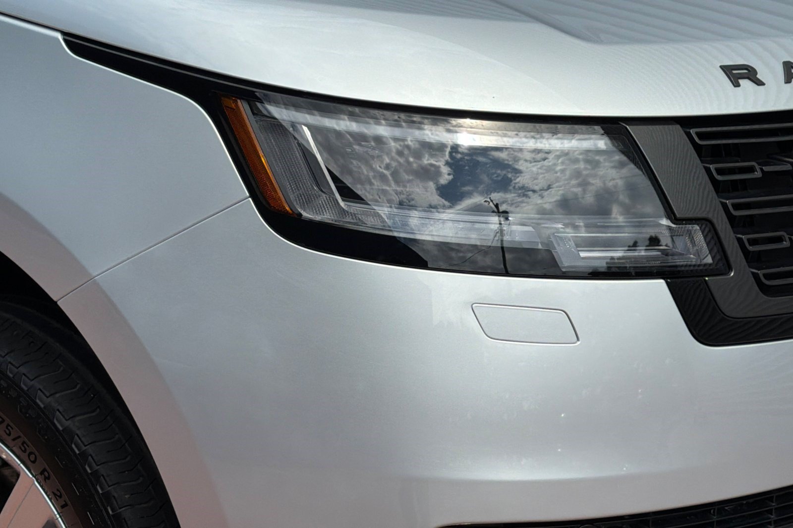 Used 2023 Land Rover Range Rover SE AWD/4WD image 11