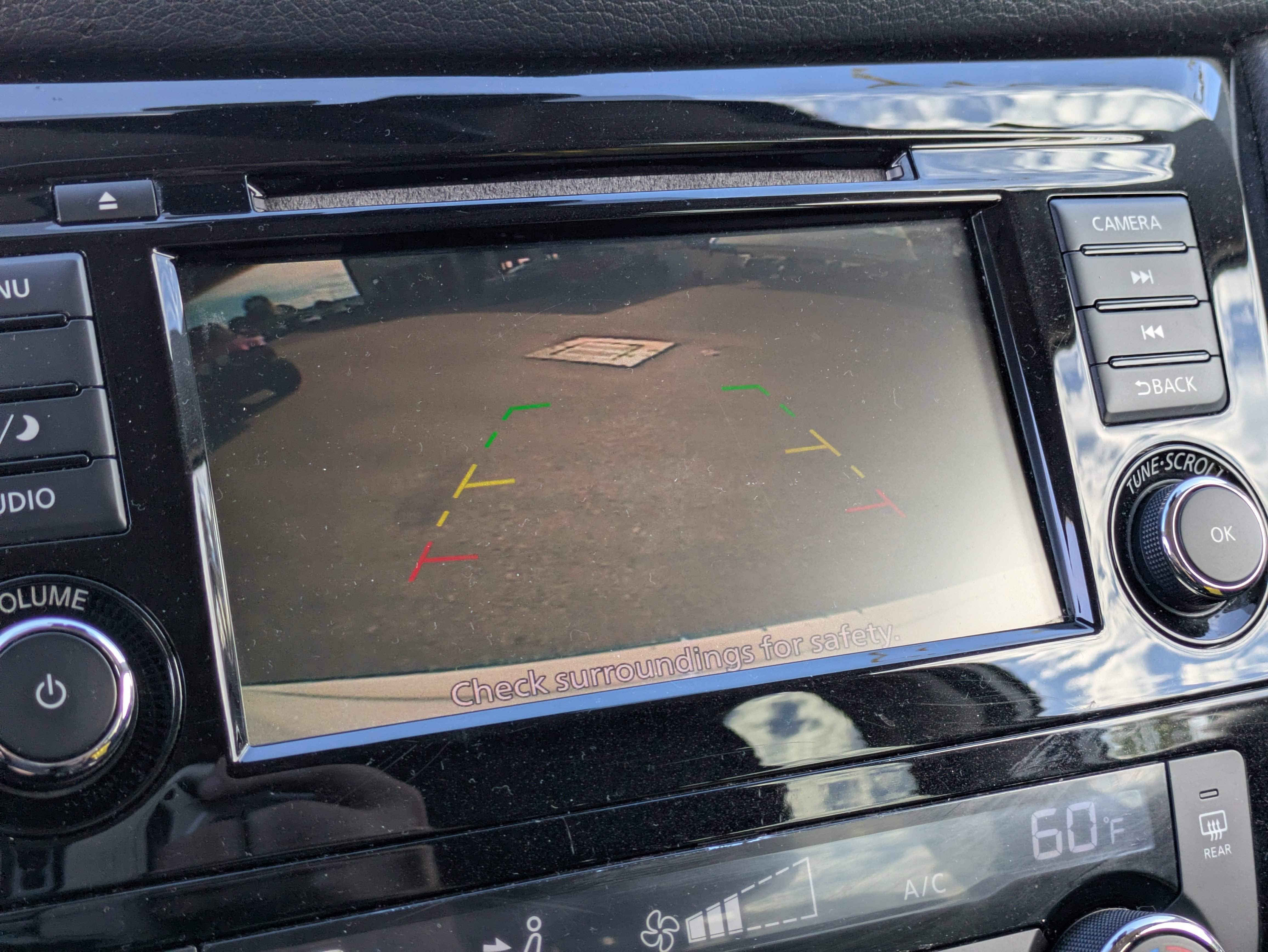 Used 2019 Nissan Rogue SV image 32