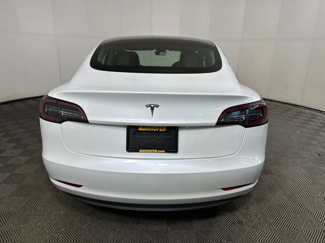 Used 2023 Tesla Model 3 Standard Range image 4
