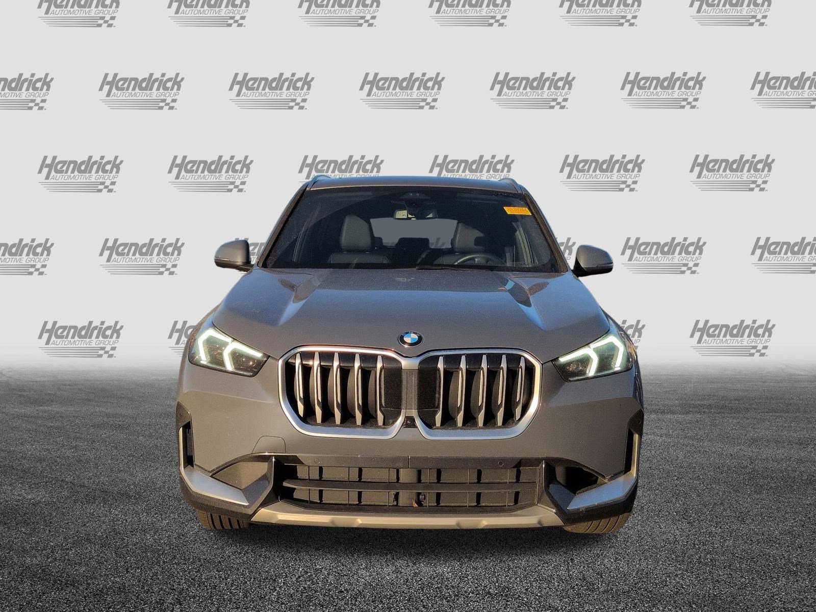 Used 2025 BMW X1 xDrive28i image 3