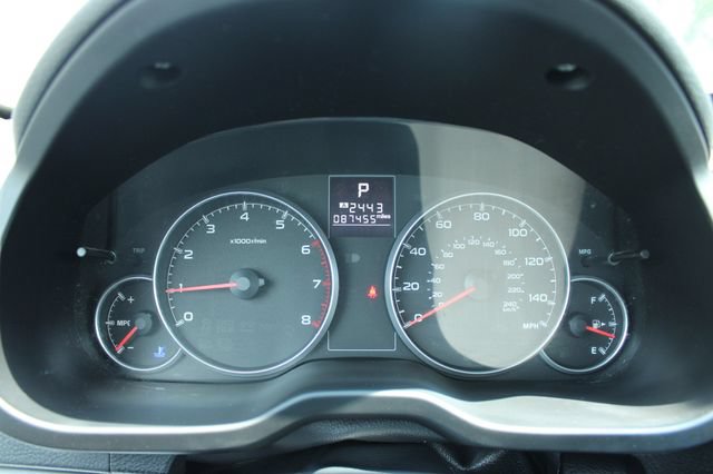 Used 2014 Subaru Legacy 2.5i Premium AWD/4WD image 22
