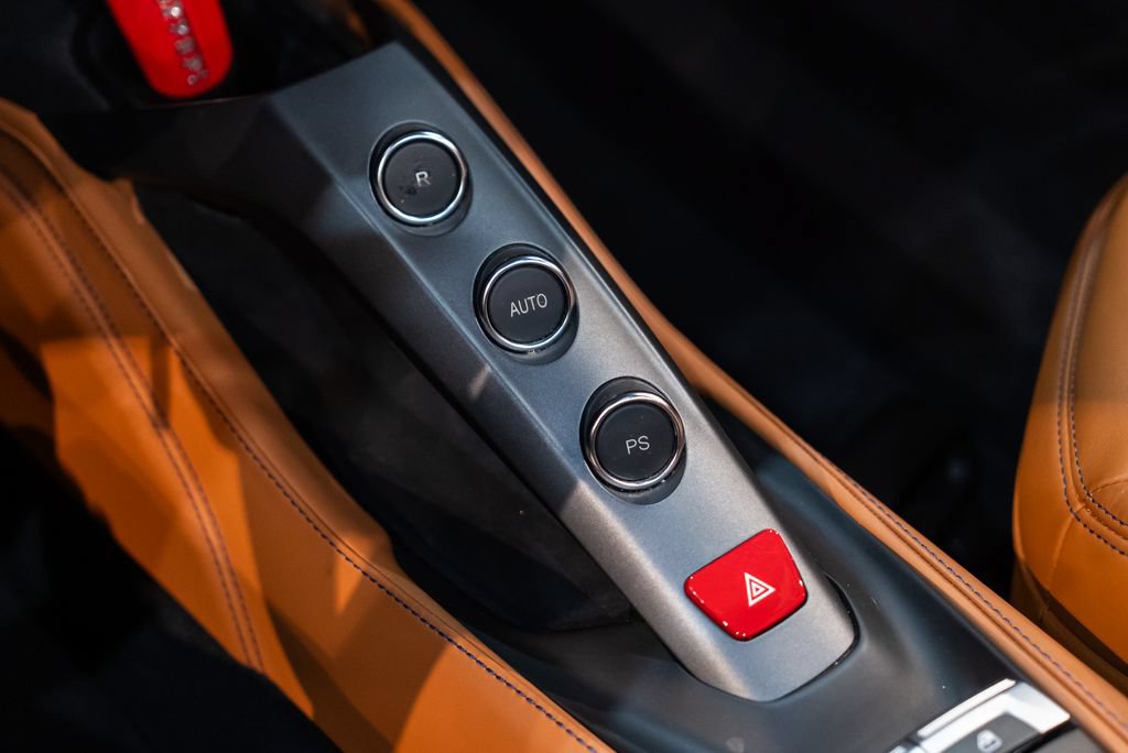 Used 2018 Ferrari 488 Spider RWD image 42