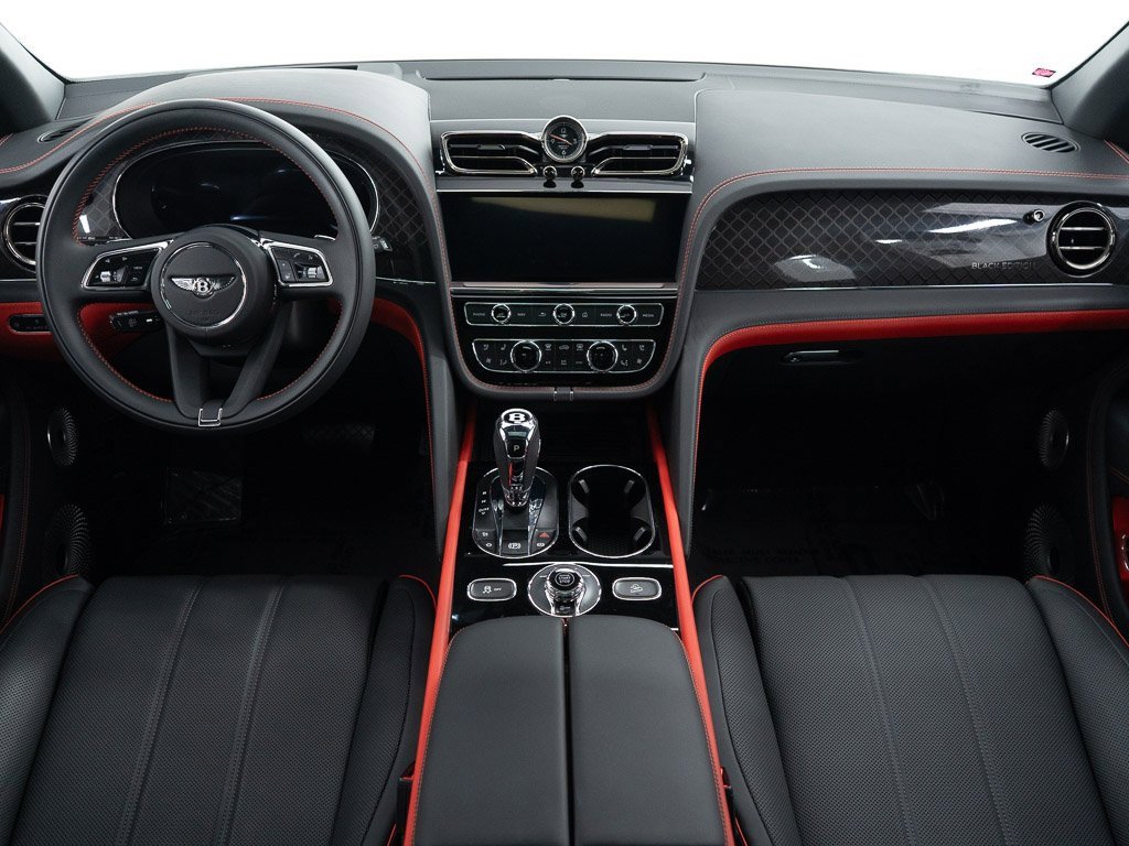 Certified 2025 Bentley Bentayga image 28