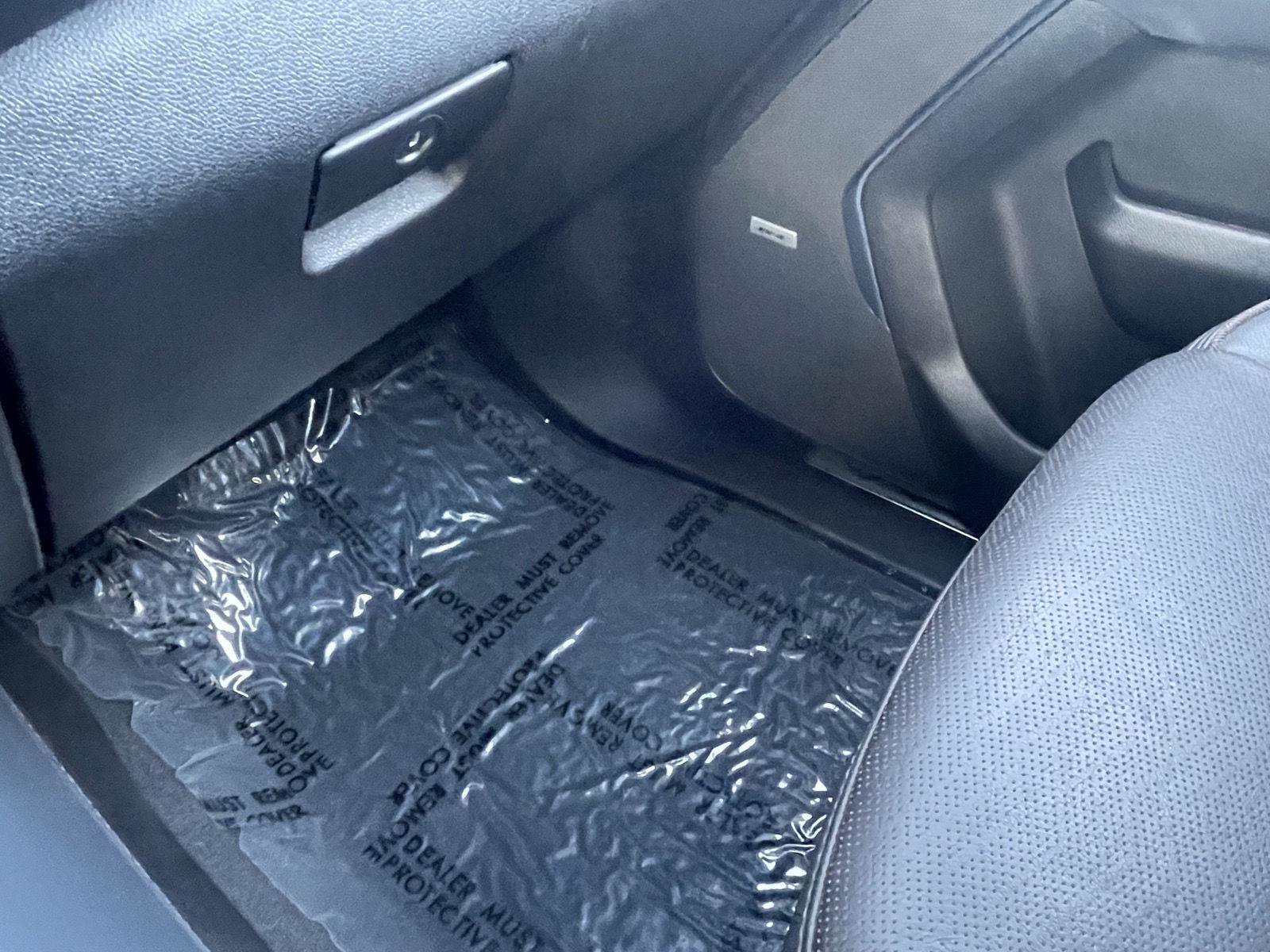 Used 2024 Chevrolet Tahoe High Country image 37