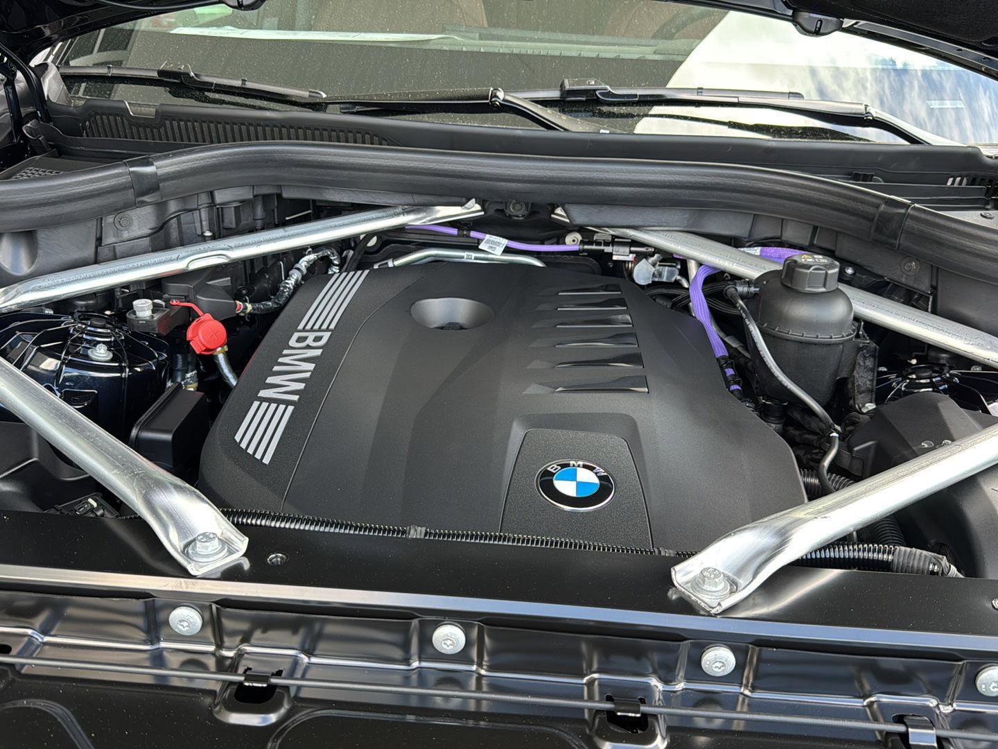 New 2026 BMW X5 xDrive40i w/ M Sport Package image 31