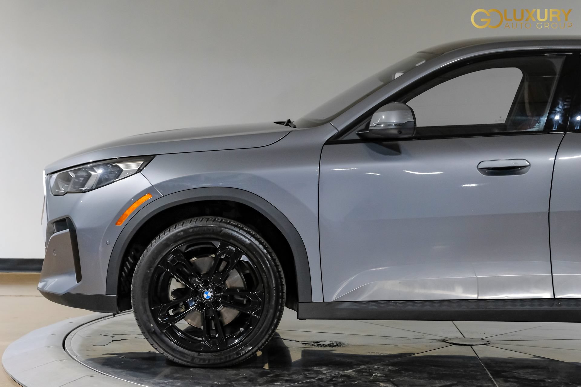 Used 2025 BMW X2 xDrive28i AWD/4WD image 14