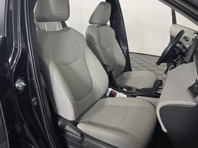 Used 2024 Toyota Corolla Cross L AWD/4WD image 28