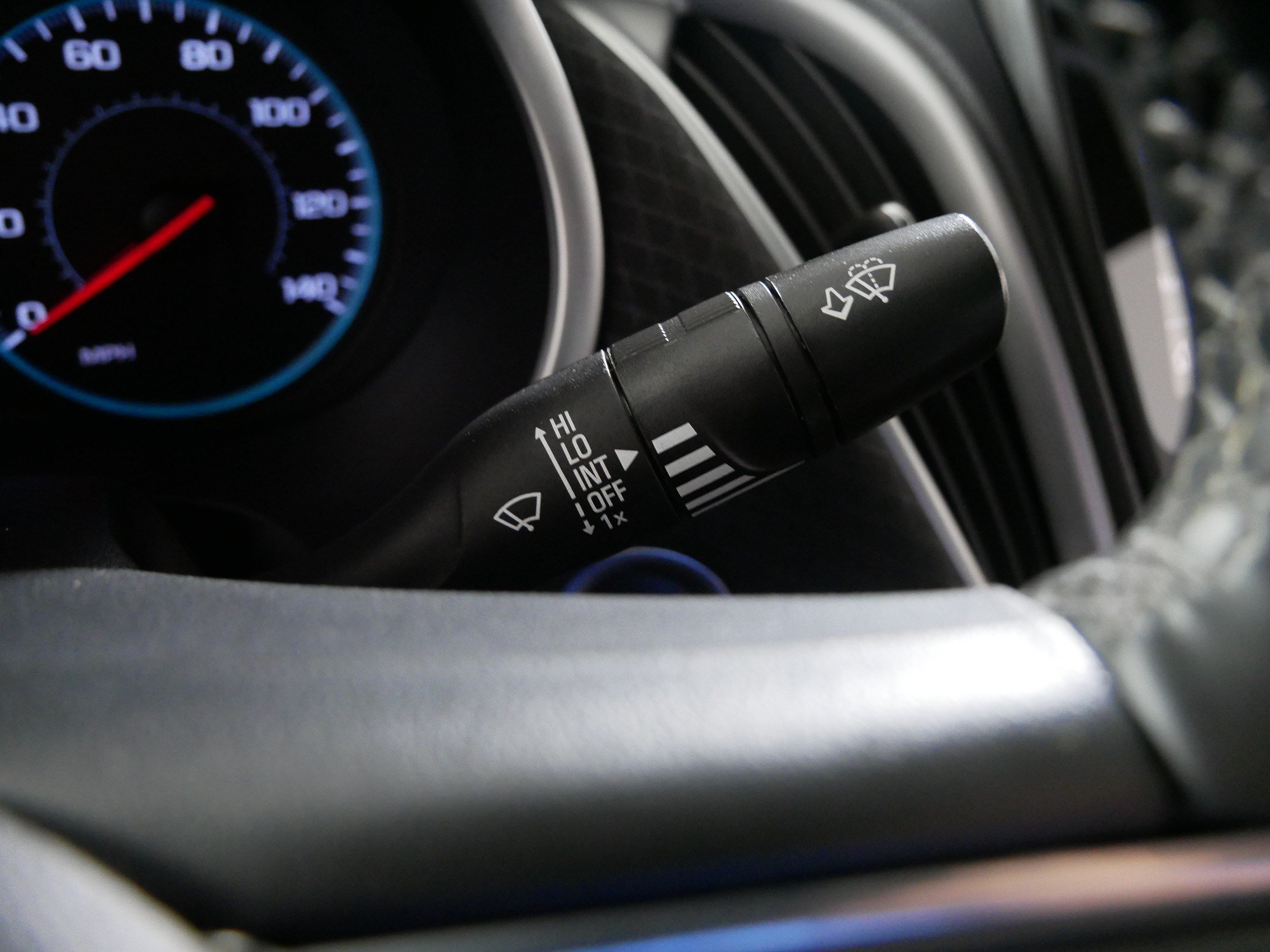 Used 2023 Chevrolet Malibu RS FWD image 31