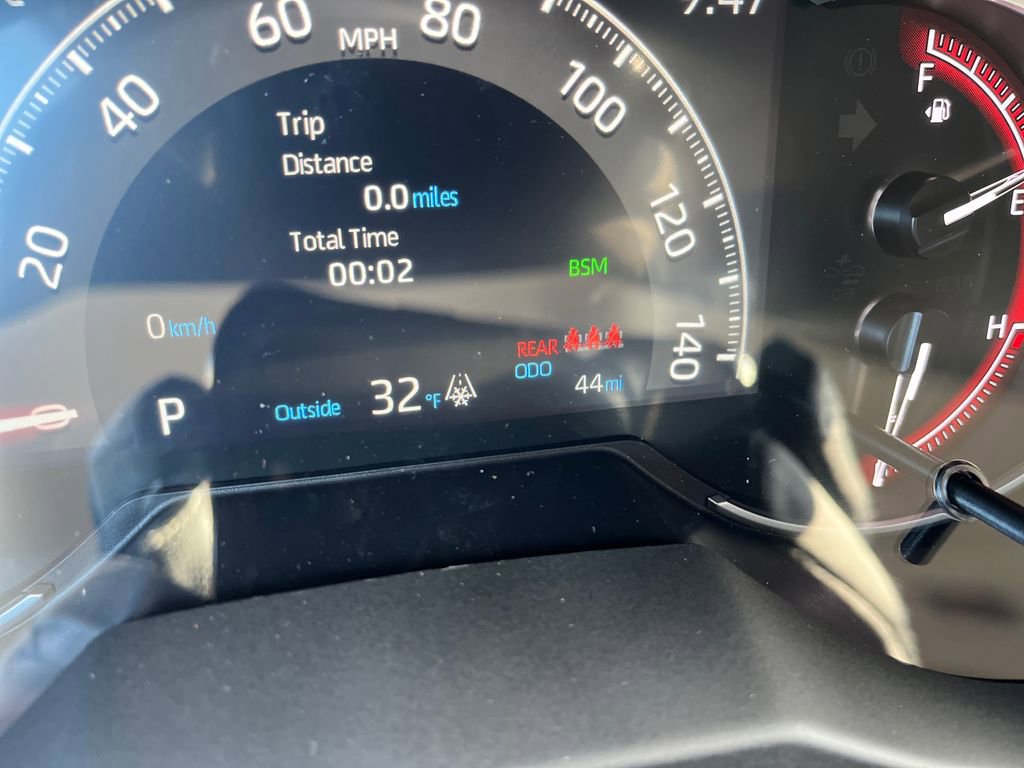 New 2025 Toyota RAV4 XLE image 17