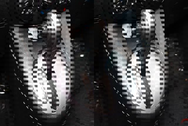 Used 2012 MAZDA MAZDA2 Touring FWD image 12