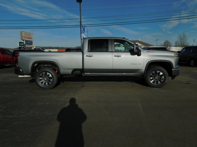 New 2026 Chevrolet Silverado 3500 LT image 6