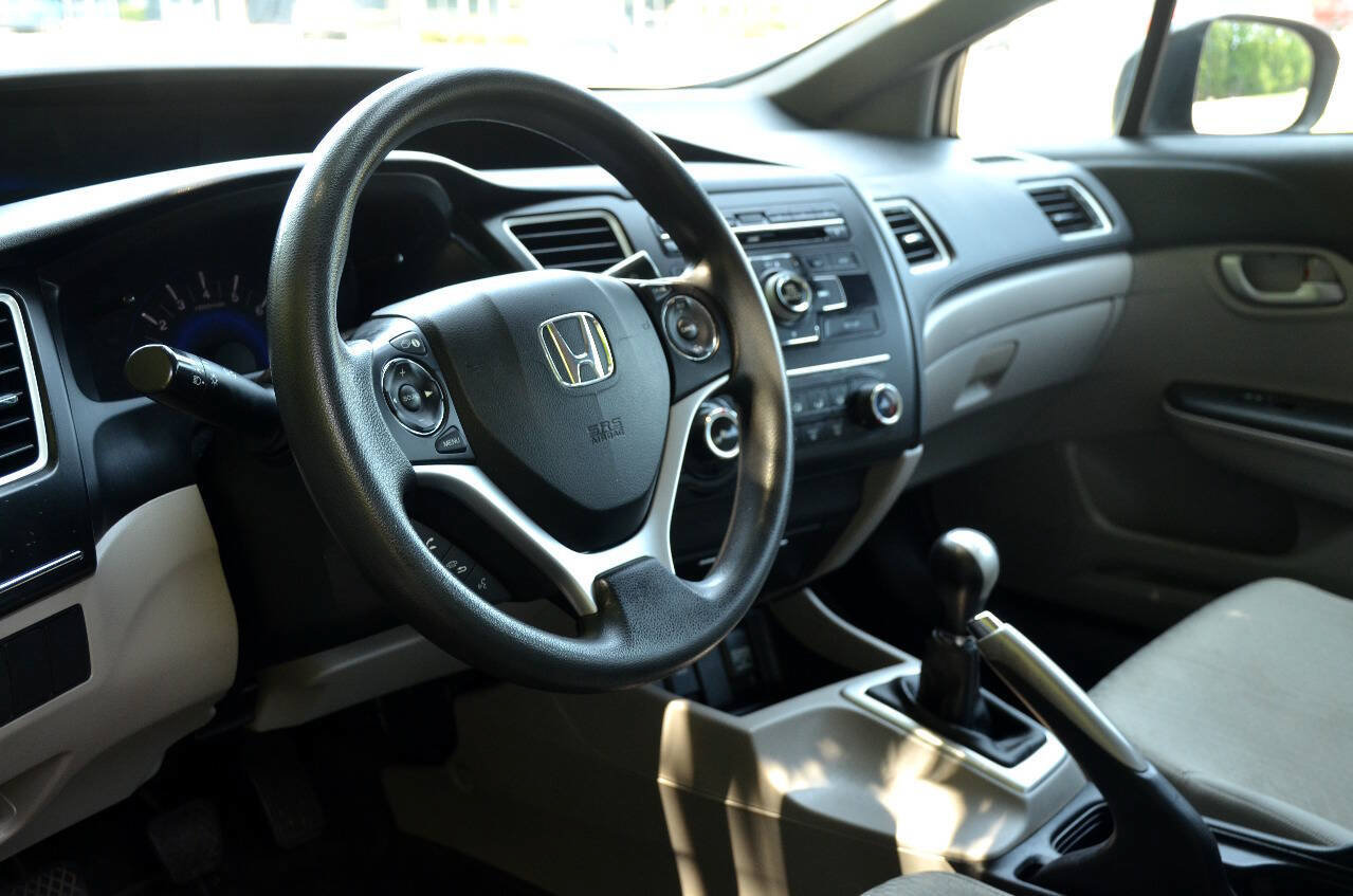 Used 2014 Honda Civic LX image 12