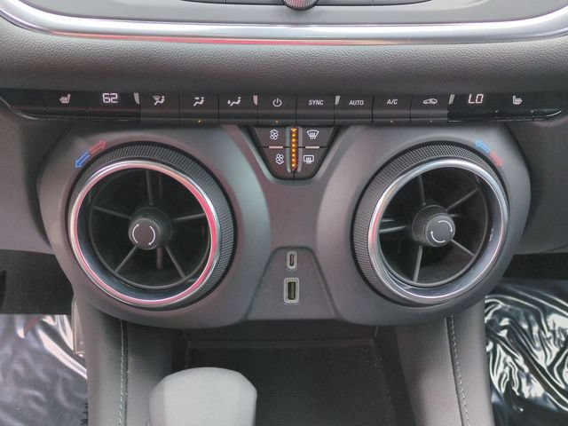 Used 2022 Chevrolet Blazer LT AWD/4WD image 21