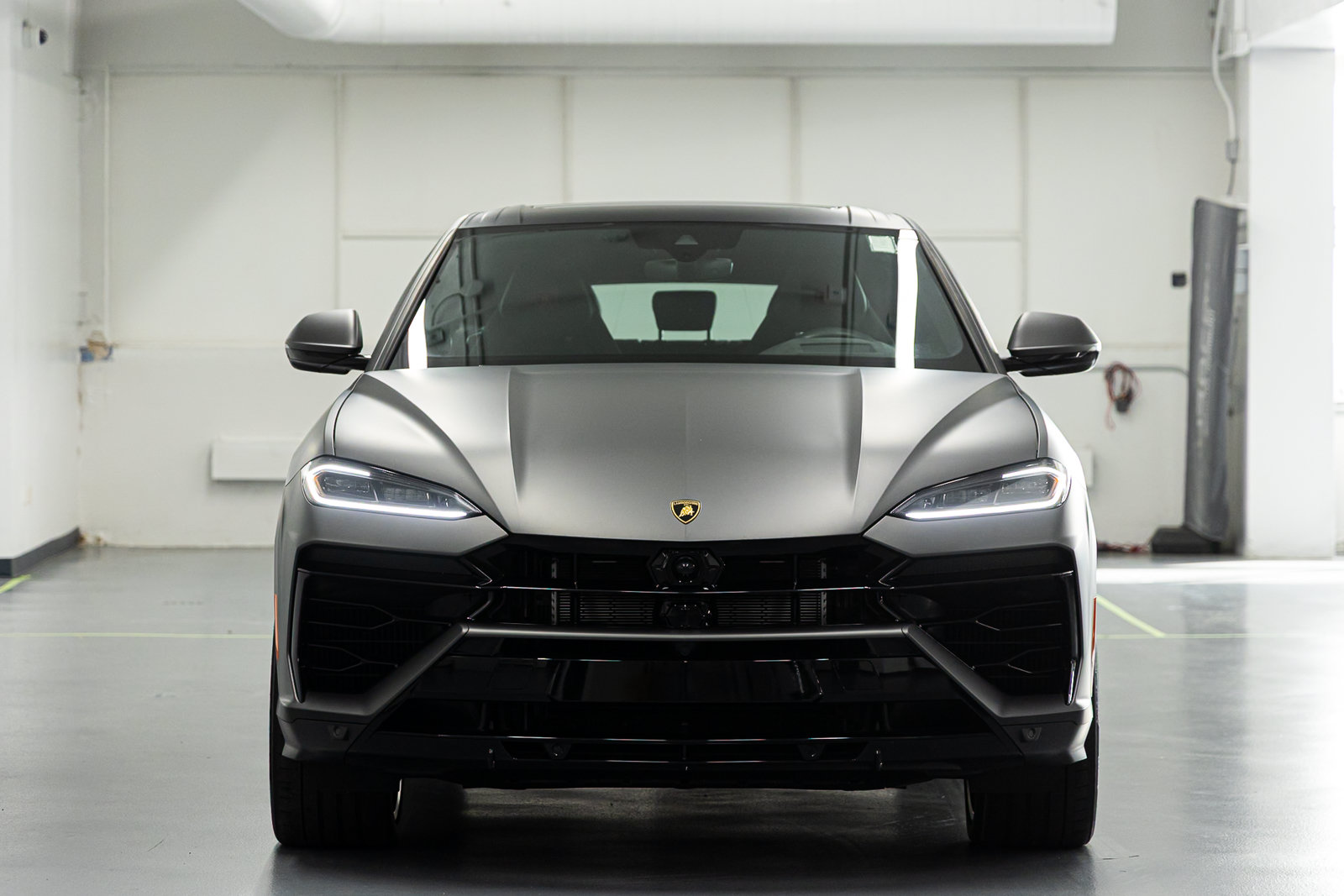 Used 2025 Lamborghini Urus S AWD/4WD image 11