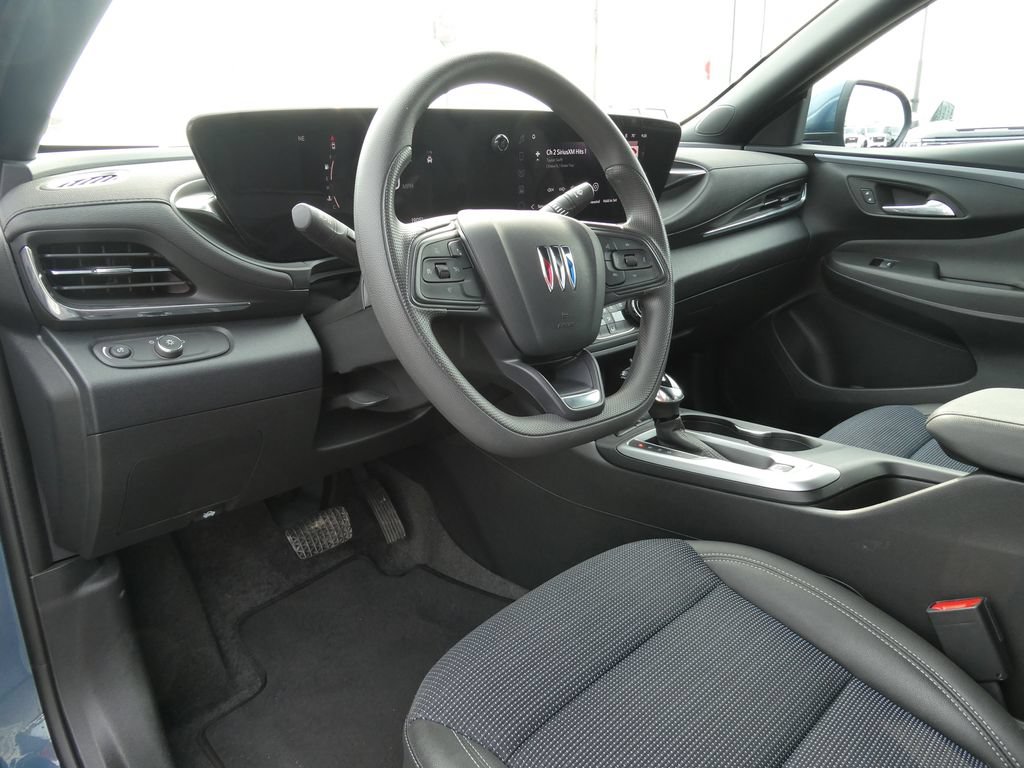 Certified 2026 Buick Envista Preferred FWD image 24