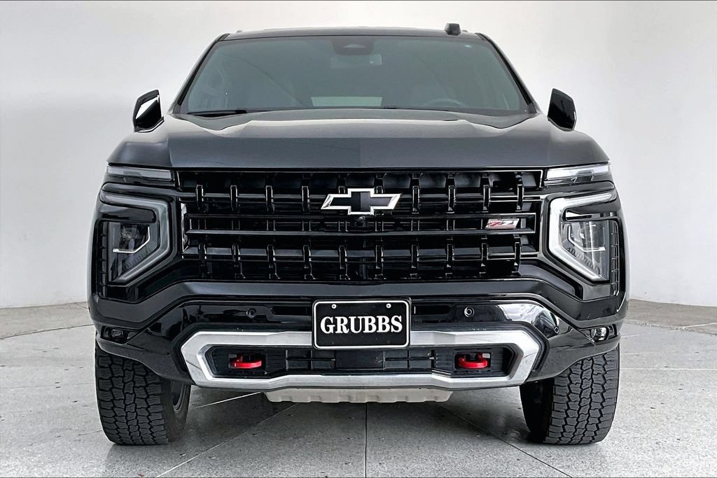 Used 2025 Chevrolet Tahoe Z71 w/ Z71 Off-Road Package AWD/4WD image 3