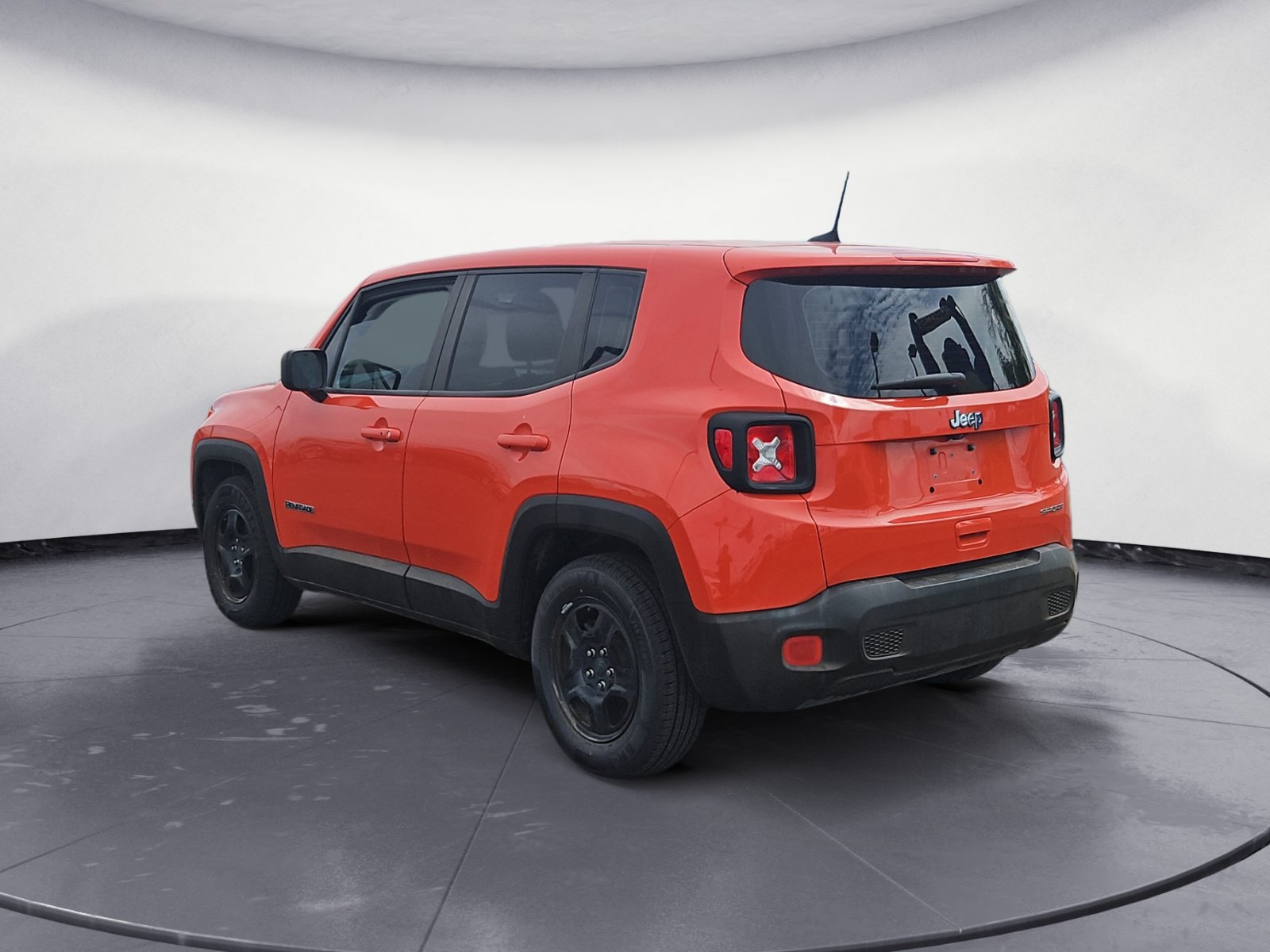 Used 2018 Jeep Renegade Sport w/ Power & Air Group FWD image 4
