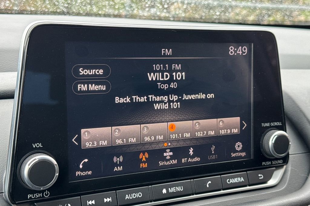 Used 2024 Nissan Rogue SV image 18