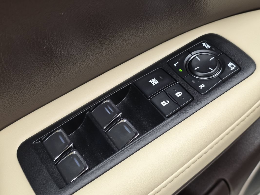 Used 2018 Lexus RX 450h AWD w/ Premium Package image 28