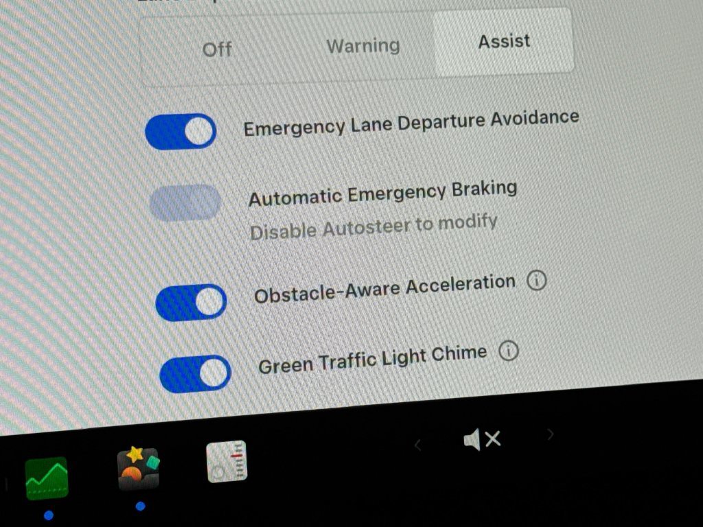 Used 2024 Tesla Model Y Long Range AWD/4WD image 26