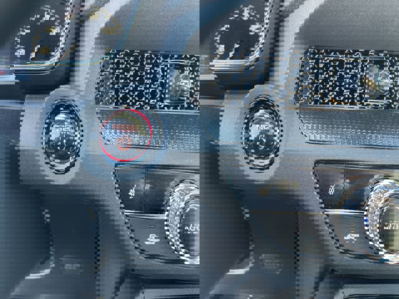 Used 2025 Honda CR-V Sport-L image 16