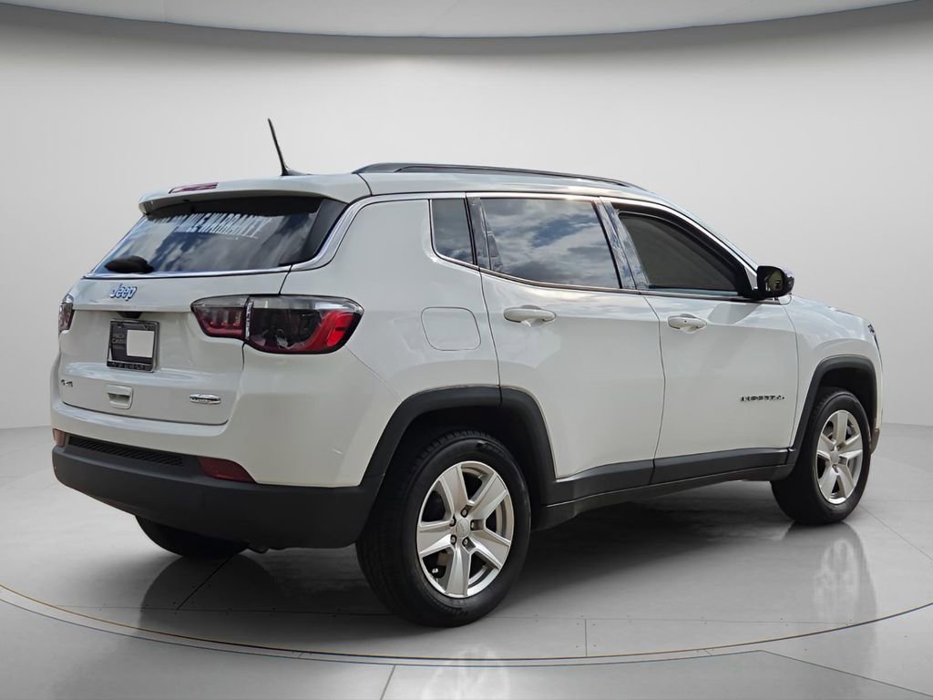 Used 2022 Jeep Compass Latitude image 7