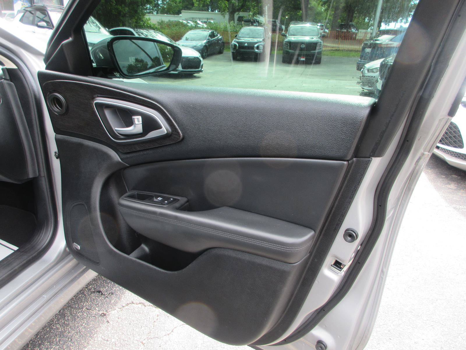 Used 2015 Chrysler 200 C w/ Navigation & Sound Group I FWD image 14