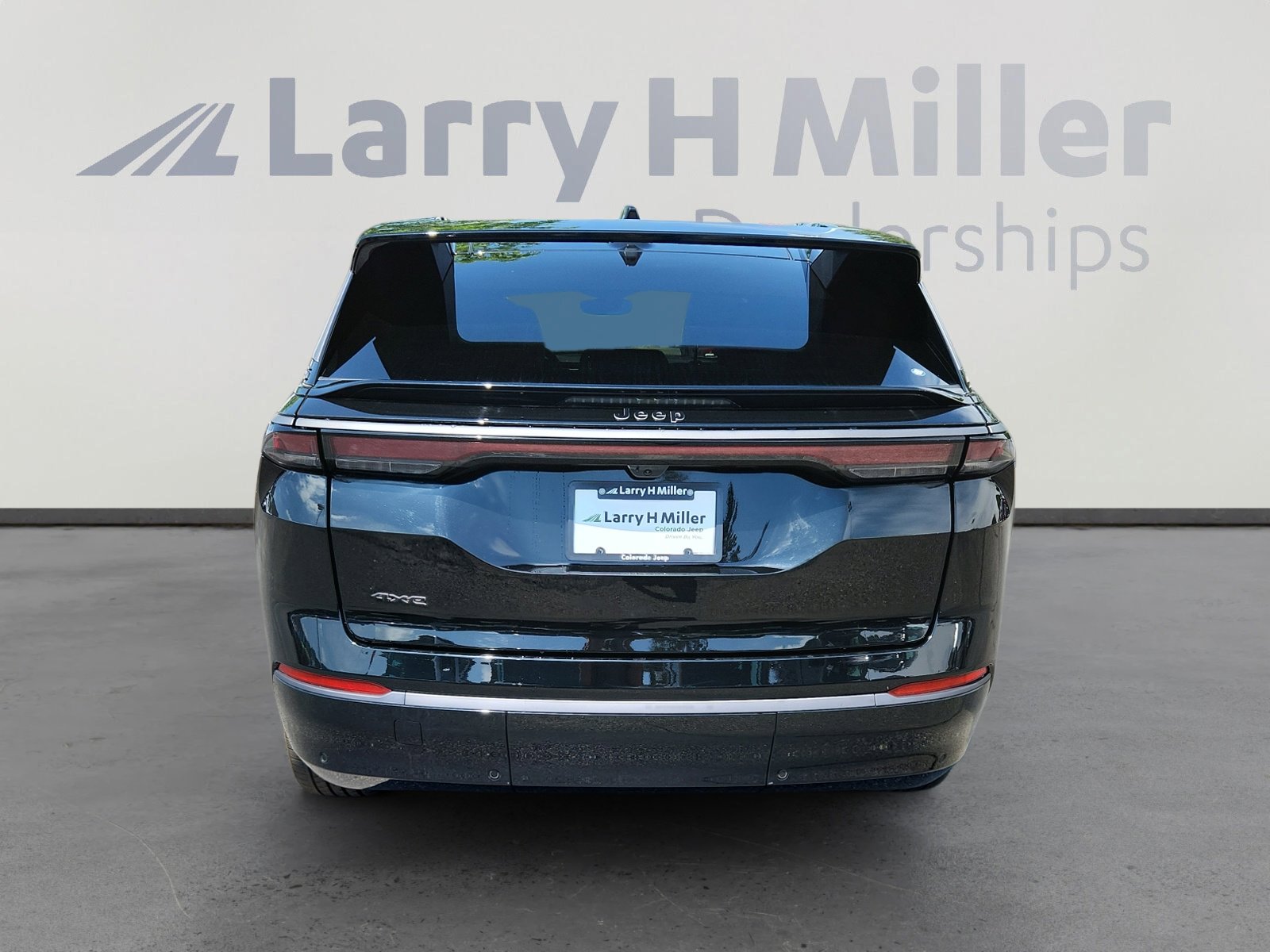 New 2025 Jeep Wagoneer S Limited image 4