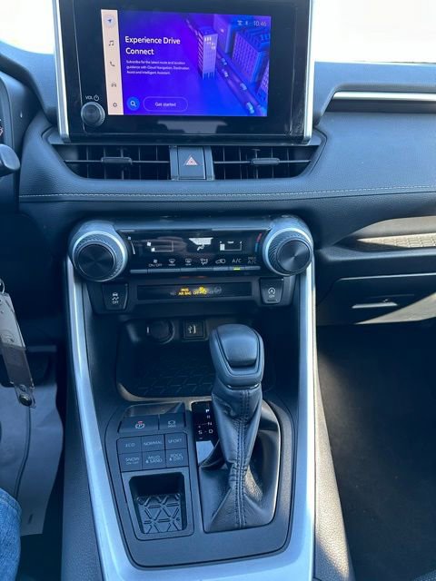 Used 2024 Toyota RAV4 LE image 29