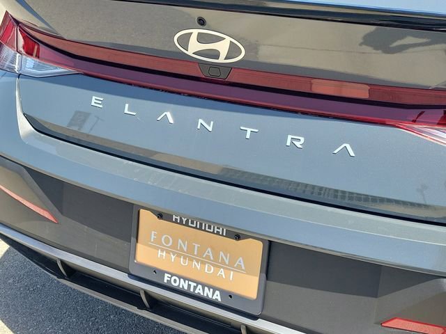New 2026 Hyundai Elantra Sport FWD image 25