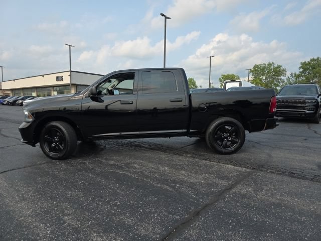 Used 2014 RAM 1500 Express w/ Black Ram 1500 Express Group AWD/4WD image 3