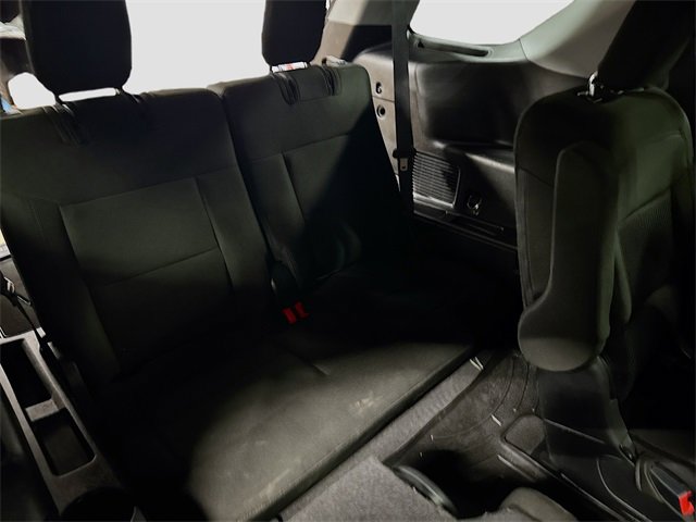 Used 2022 Ford Explorer XLT image 30