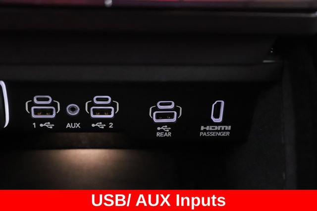 Used 2025 Jeep Grand Wagoneer L Series III w/ Rear Seat Video Group 1 AWD/4WD image 27