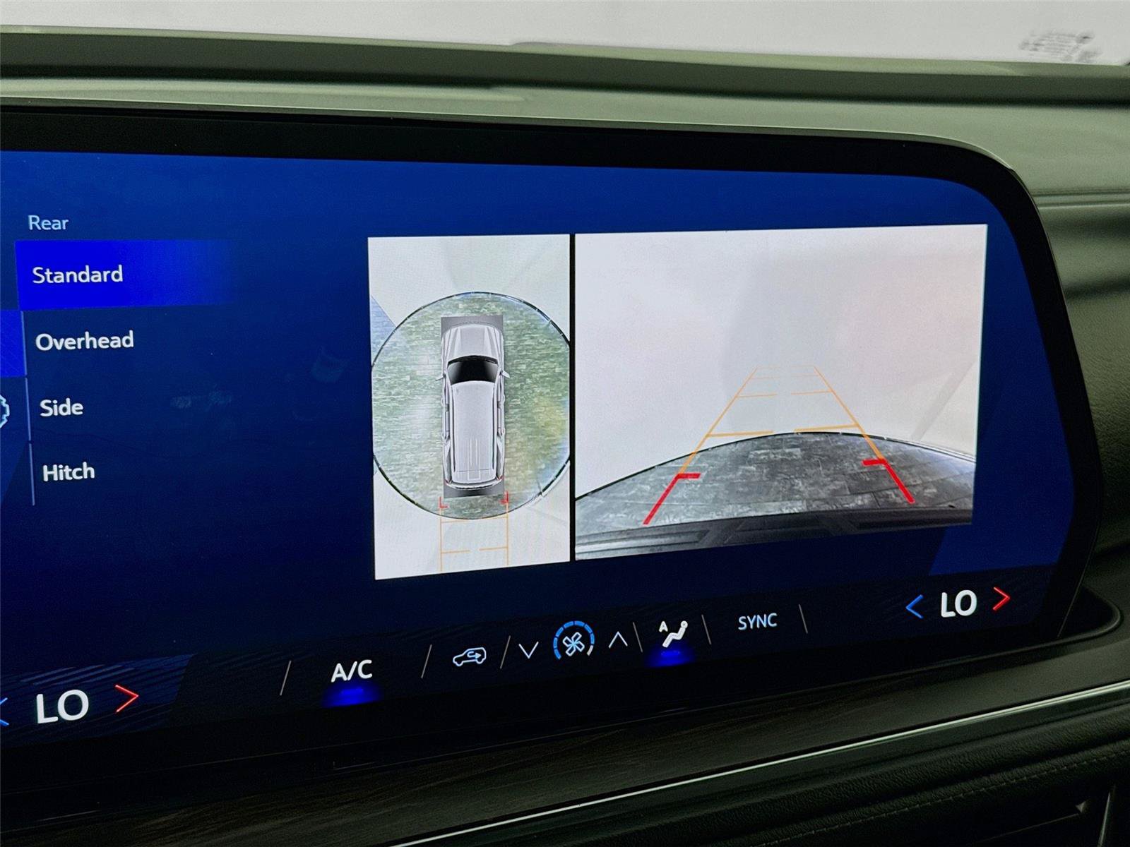 Used 2025 Chevrolet Tahoe LS RWD image 12